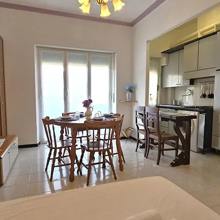 Al Ludomar, Cozy Flat And Free Park شقة *