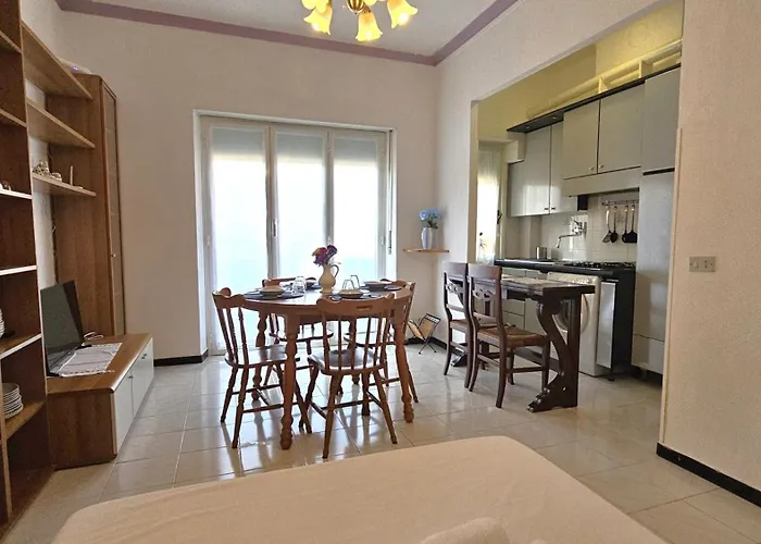 Al Ludomar, Cozy Flat And Free Park Apartman *